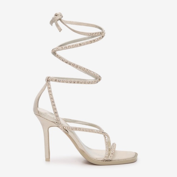 Perfect Condition JLO Gardania Heels (7) - Picture 3 of 6